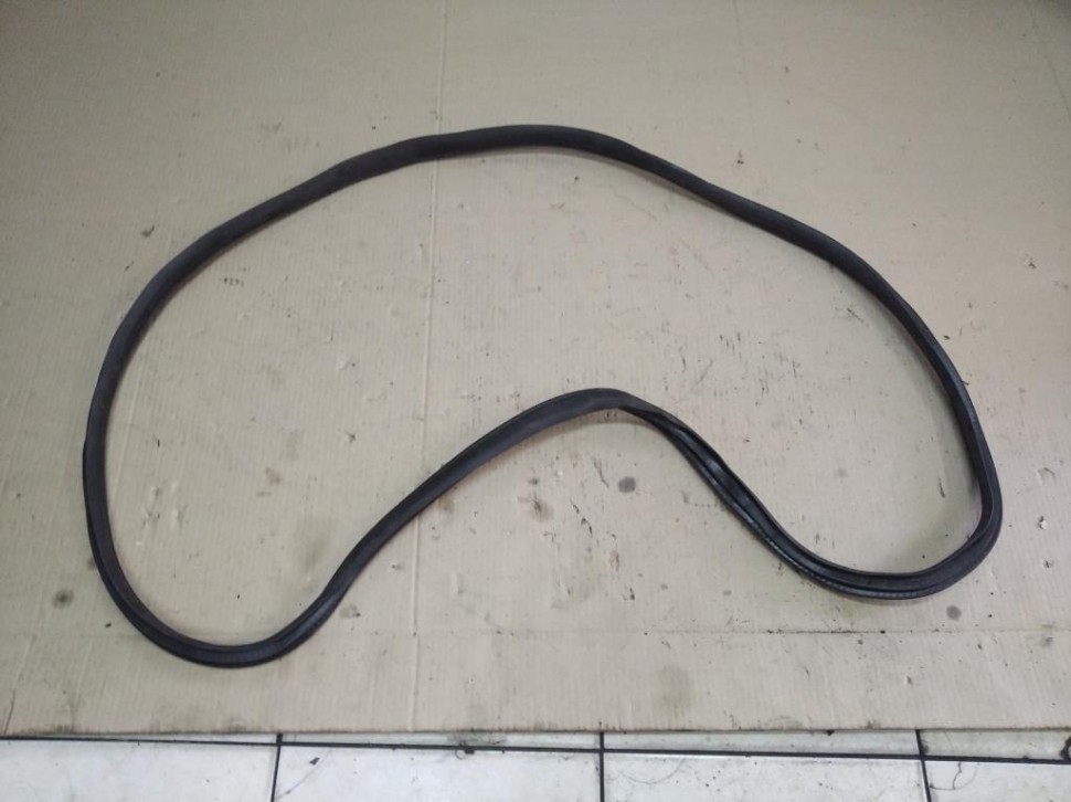 Уплотнитель дверного проема ( на кузове ) MERCEDES-BENZ GLA-класс X156 рестайлинг (2017 - 2020) фото 1 — Разборка Мерседес