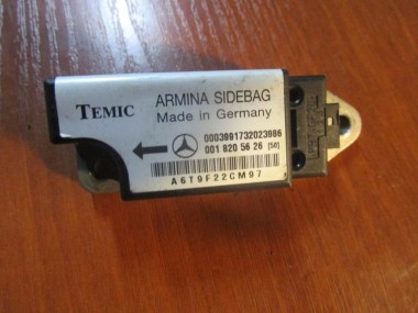 Датчик удара MERCEDES-BENZ E-класс W210/S210 (1995 - 1999) — Разборка Мерседес