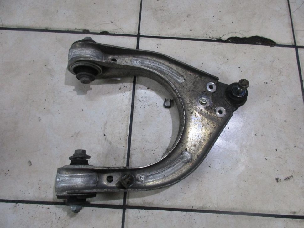 Рычаг передний верхний MERCEDES-BENZ CLS-класс C219 рестайлинг (2008 - 2010) фото 1 — Разборка Мерседес