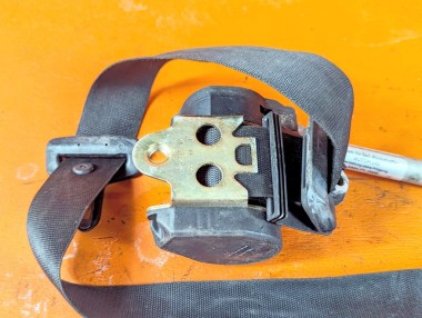 Ремень безопасности передний левый MERCEDES-BENZ C-класс W202/S202 (1993 - 1997) &mdash; Разборка Мерседес