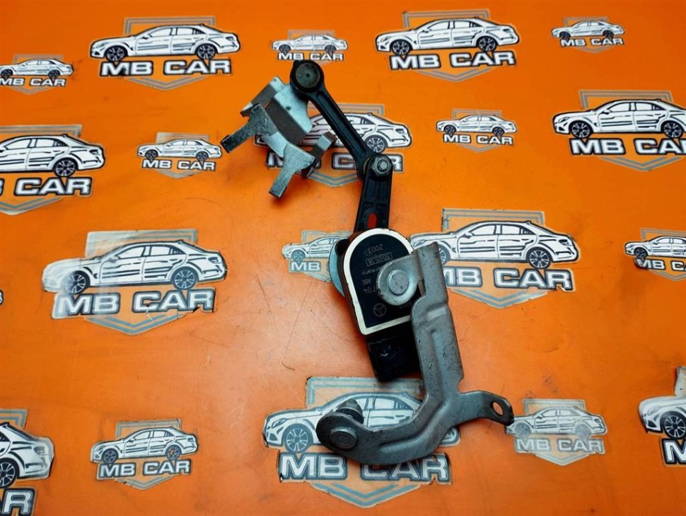 Датчик уровня пола MERCEDES-BENZ C-класс W205/S205/C205/A205 (2014 - 2018) фото 1 — Разборка Мерседес