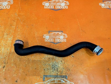 Патрубок радиатора MERCEDES-BENZ E-класс W212/S212/C207/A207 (2009 - 2013) — Разборка Мерседес