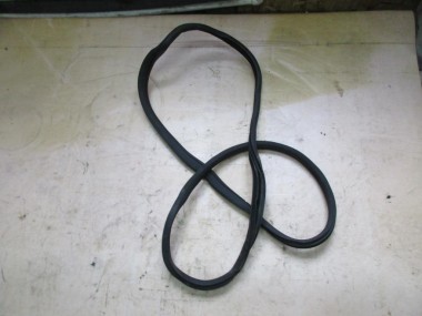 Уплотнитель дверного проема ( на кузове ) MERCEDES-BENZ GLC-класс X253 (2015 - 2019) — Разборка Мерседес