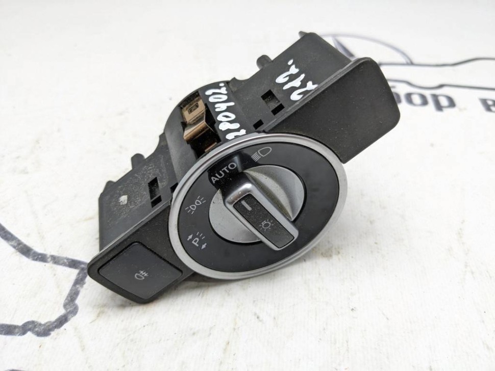 Переключатель света MERCEDES-BENZ E-класс W212/S212/C207/A207 рестайлинг (2013 - 2016) фото 1 — Разборка Мерседес