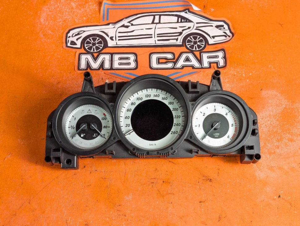 Щиток приборов MERCEDES-BENZ C-класс W204/S204/С204 рестайлинг (2011 - 2015) фото 1 &mdash; Разборка Мерседес