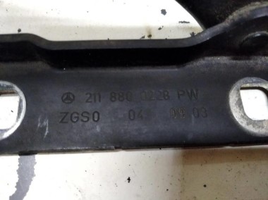 Петля капота MERCEDES-BENZ S-класс W220 рестайлинг (2002 - 2005) — Разборка Мерседес