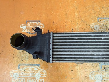 Интеркулер MERCEDES-BENZ C-класс W204/S204 (2006 - 2011) — Разборка Мерседес