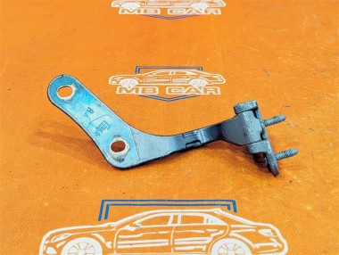 Петля крышки багажника MERCEDES-BENZ GLE-класс Coupe C292 (2015 - 2019) — Разборка Мерседес