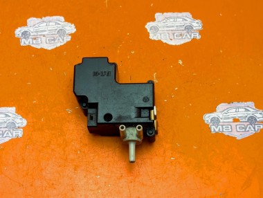 Клапан переключающий MERCEDES-BENZ E-класс W124/S124/C124/A124 (1984 - 1997) — Разборка Мерседес