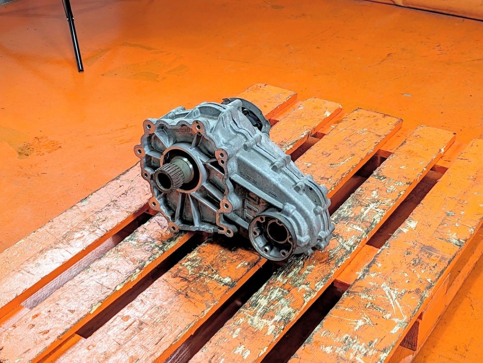 Раздаточная коробка MERCEDES-BENZ GL-класс X166 (2012 - 2016) фото 1 &mdash; Разборка Мерседес