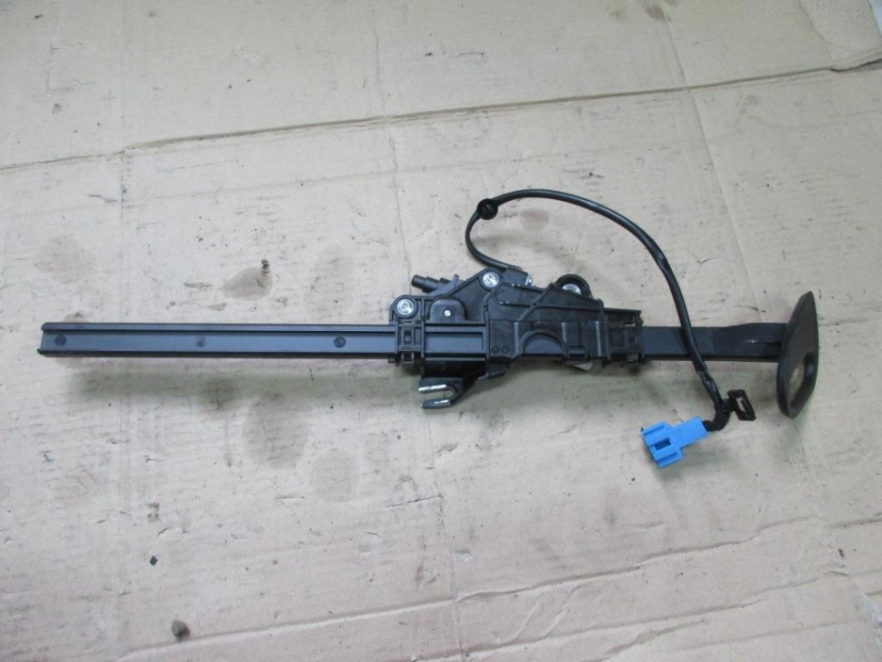 Подаватель ремня MERCEDES-BENZ E-класс W213/S213/C238/A238 (2016 - 2021) фото 1 — Разборка Мерседес