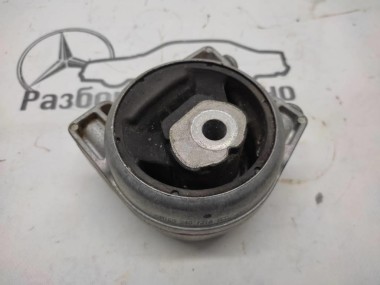 Опора двигателя MERCEDES-BENZ A-класс W169 (2004 - 2008) — Разборка Мерседес