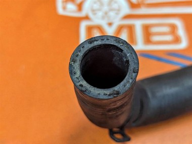 Патрубок ОЖ MERCEDES-BENZ C-класс W205/S205/C205/A205 (2014 - 2018) — Разборка Мерседес