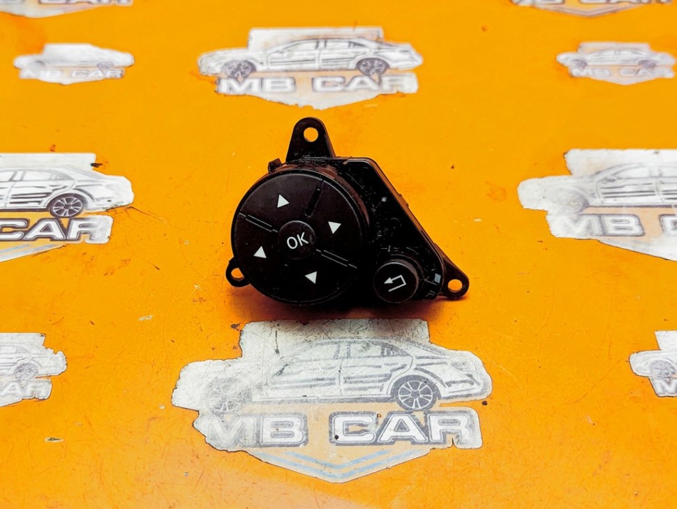 Кнопка на руле MERCEDES-BENZ GLK-класс X204 (2008 - 2012) фото 1 &mdash; Разборка Мерседес