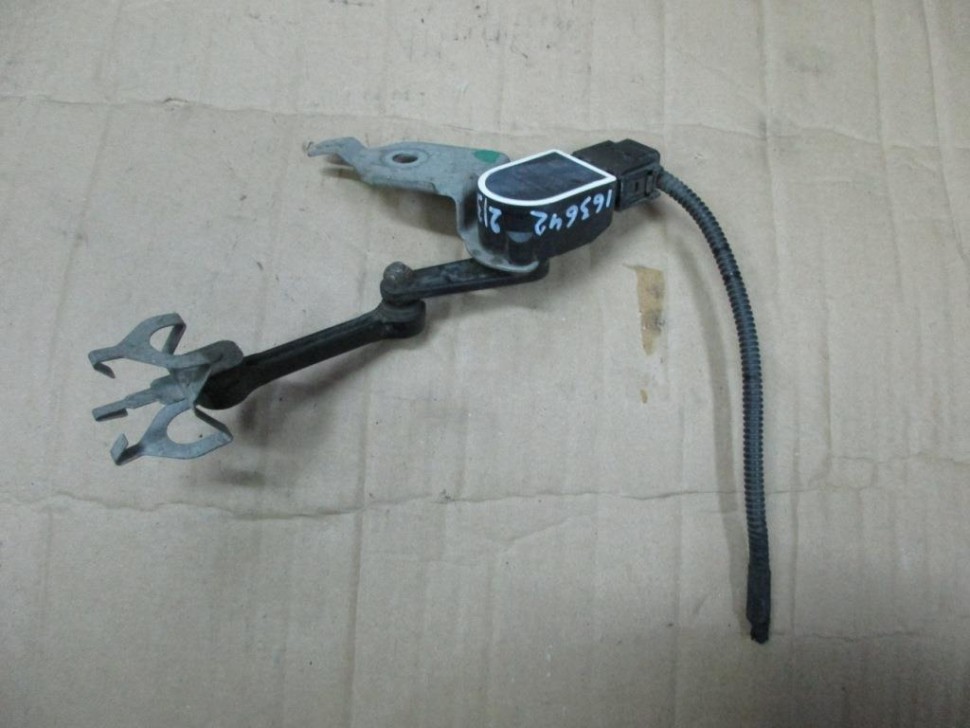 Датчик уровня пола MERCEDES-BENZ E-класс W213/S213/C238/A238 (2016 - 2021) фото 1 &mdash; Разборка Мерседес