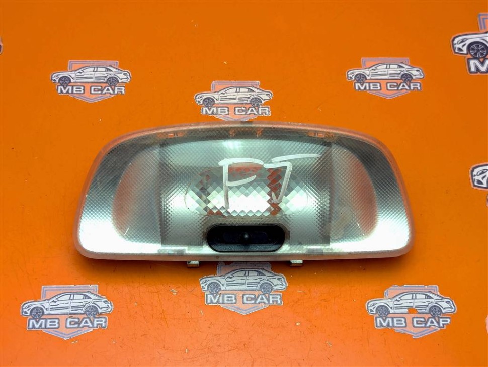 Плафон салона MERCEDES-BENZ Vito W638 (1996 - 2003) фото 1 — Разборка Мерседес