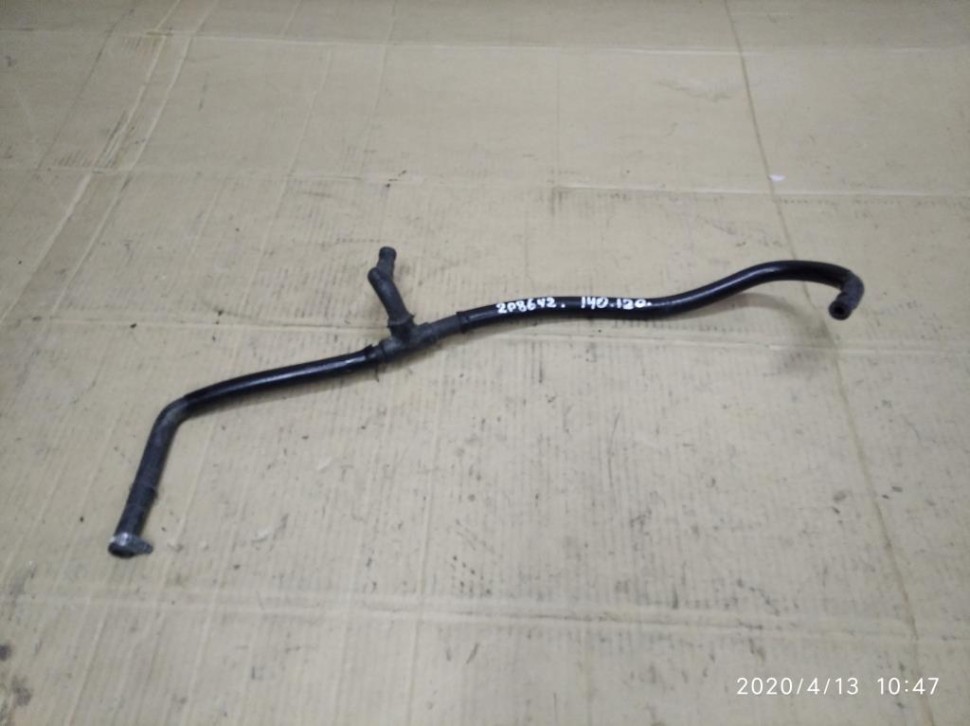 Трубка вентиляции расширительного бака MERCEDES-BENZ S-класс W140 (1991 - 1998) фото 1 — Разборка Мерседес