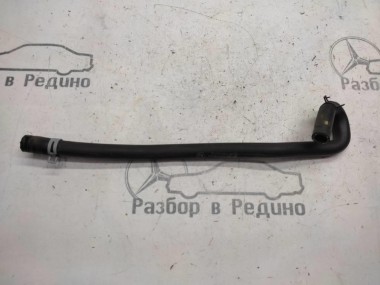Патрубок ОЖ MERCEDES-BENZ S-класс W220 (1998 - 2005) — Разборка Мерседес