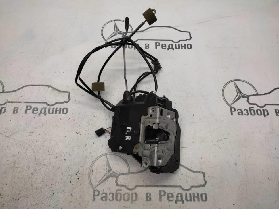 Замок двери передней правой MERCEDES-BENZ CLS-класс C219 (2004 - 2008) фото 1 — Разборка Мерседес