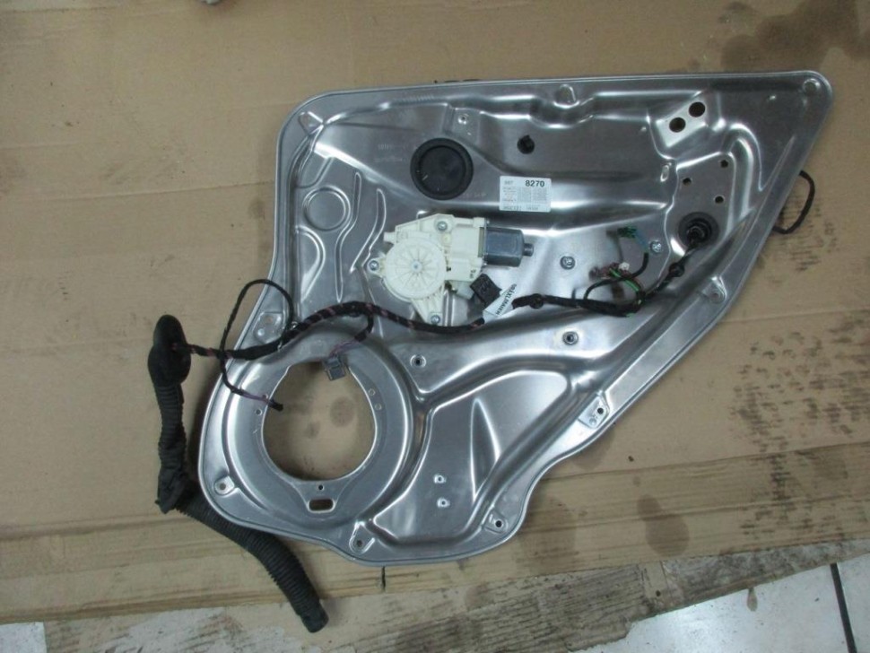 Стеклоподъемник задний правый MERCEDES-BENZ E-класс W212/S212/C207/A207 рестайлинг (2013 - 2016) фото 1 — Разборка Мерседес