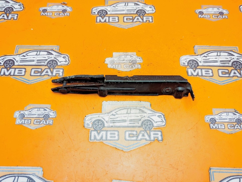 Кронштейн крепления бампера MERCEDES-BENZ S-класс W221 (2005 - 2009) фото 1 — Разборка Мерседес