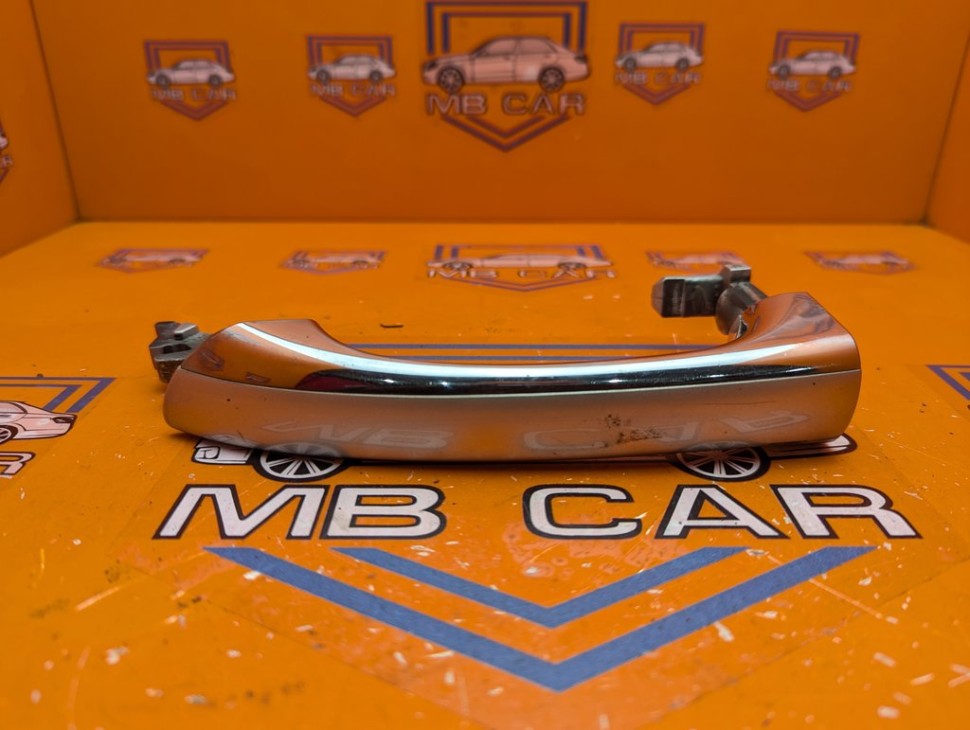 Ручка двери наружняя MERCEDES-BENZ E-класс W211/S211 (2002 - 2006) фото 1 &mdash; Разборка Мерседес
