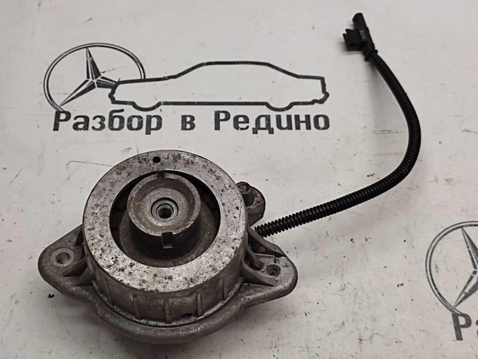 Опора двигателя MERCEDES-BENZ S-класс W222/C217/A217 (2013 - 2017) фото 1 — Разборка Мерседес