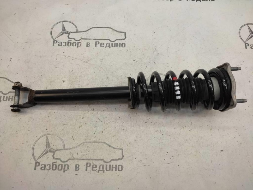 Стойка передняя MERCEDES-BENZ C-класс W205/S205/C205/A205 (2014 - 2018) фото 1 — Разборка Мерседес