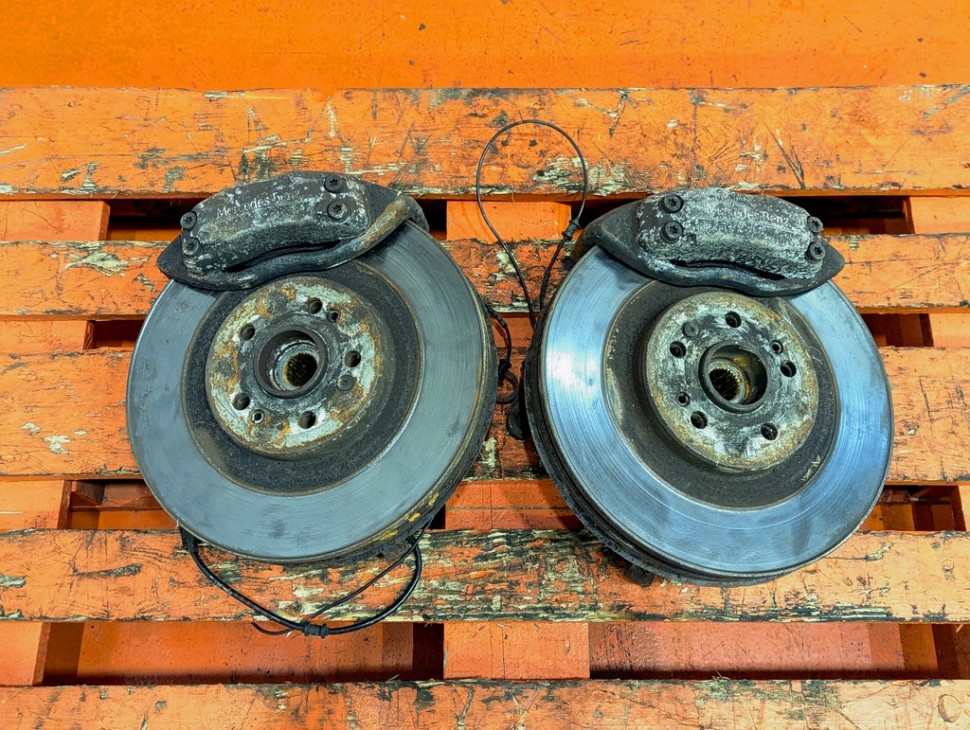 Комплект тормозов MERCEDES-BENZ M-класс W163 рестайлинг (2001 - 2005) фото 1 — Разборка Мерседес