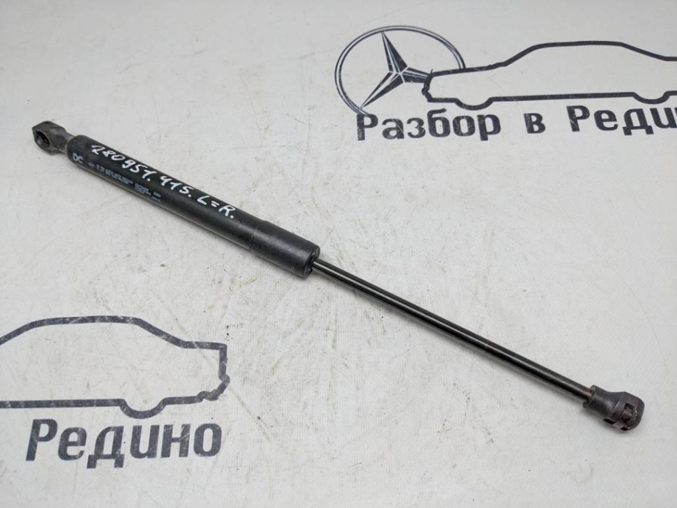 Амортизатор капота MERCEDES-BENZ Citan W415 (2012 - 2021) фото 1 — Разборка Мерседес