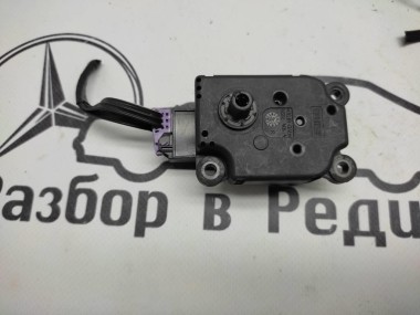 Сервоприводы печки MERCEDES-BENZ C-класс W203/S203/CL203 (2000 - 2004) — Разборка Мерседес