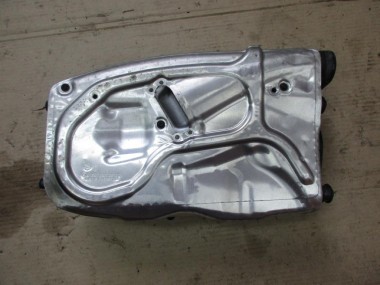 Корпус воздушного фильтра MERCEDES-BENZ M-класс W166 (2011 - 2015) — Разборка Мерседес