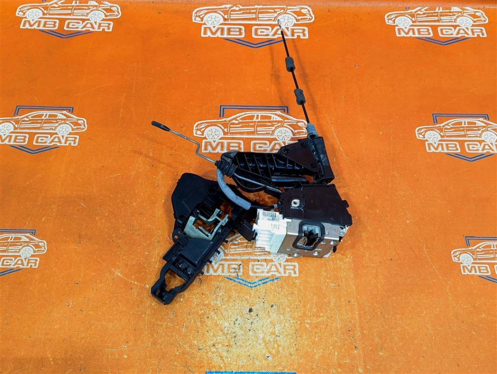 Замок двери задней левой MERCEDES-BENZ M-класс W164 (2005 - 2008) фото 1 — Разборка Мерседес