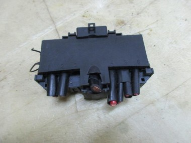 Блок предохранителей MERCEDES-BENZ C-класс W203/S203/CL203 (2000 - 2004) — Разборка Мерседес