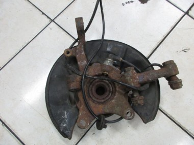 Кулак поворотный передний левый MERCEDES-BENZ W124 W124/S124/C124/A124 (1984 - 1993) — Разборка Мерседес