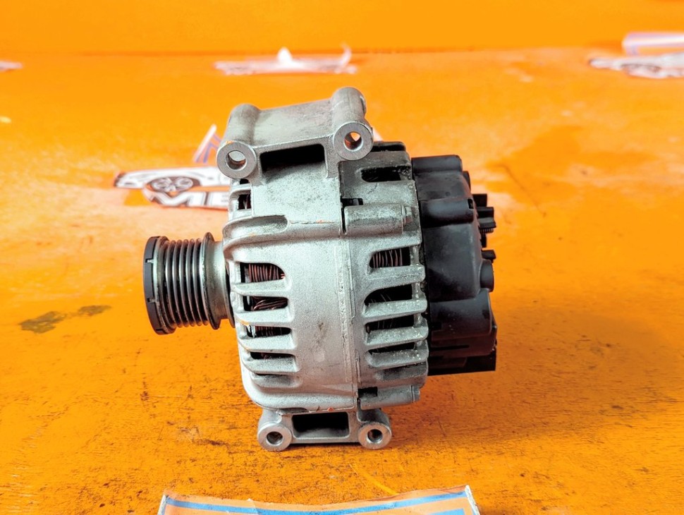 Генератор MERCEDES-BENZ C-класс W204/S204 (2006 - 2011) фото 1 &mdash; Разборка Мерседес