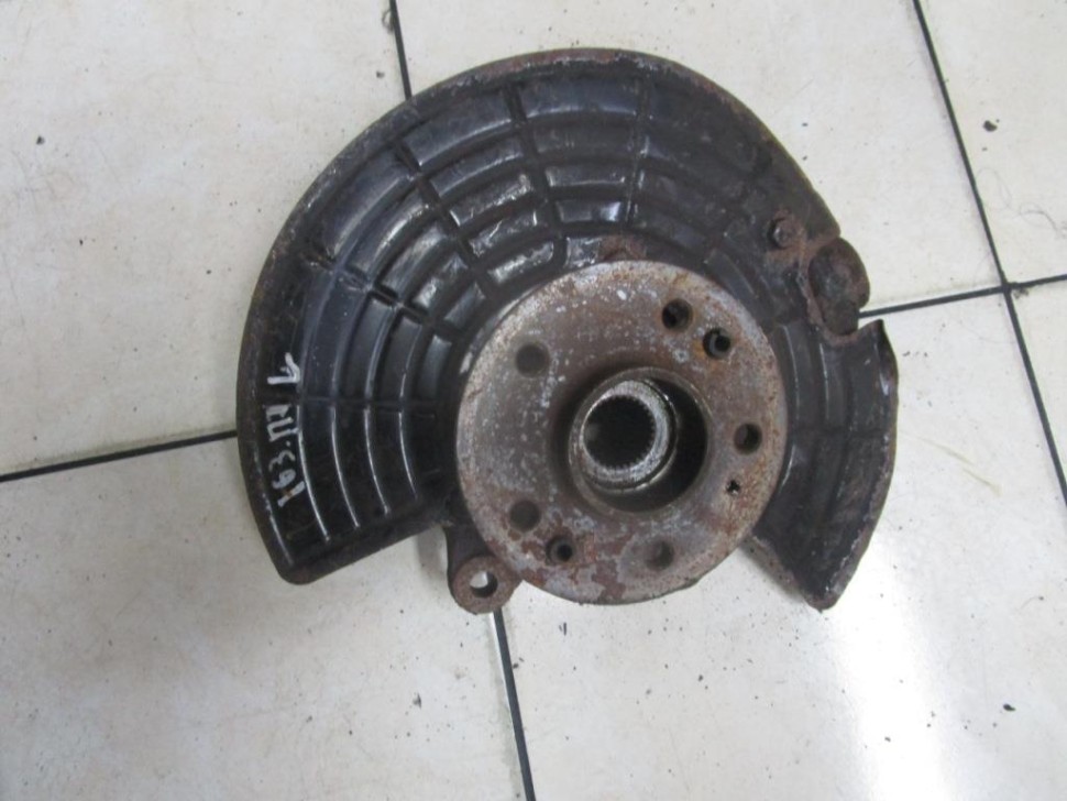 Кулак поворотный передний левый MERCEDES-BENZ M-класс W163 рестайлинг (2001 - 2005) фото 1 — Разборка Мерседес