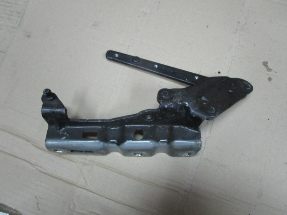 Петля капота MERCEDES-BENZ C-класс W203/S203/CL203 (2000 - 2004) фото 1 — Разборка Мерседес