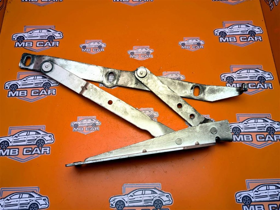 Петля капота MERCEDES-BENZ Vito W638 (1996 - 2003) фото 1 — Разборка Мерседес