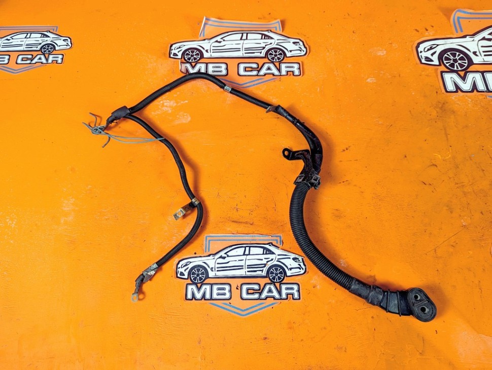 Провод генератора MERCEDES-BENZ S-класс W220 (1998 - 2005) фото 1 &mdash; Разборка Мерседес