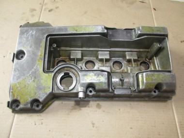 Клапанная крышка MERCEDES-BENZ W124 W124/S124/C124/A124 (1984 - 1993) — Разборка Мерседес