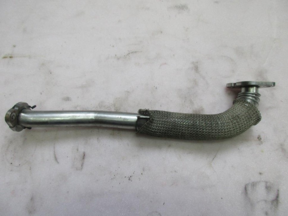 Трубка рециркуляции ОГ MERCEDES-BENZ E-класс W212/S212/C207/A207 рестайлинг (2013 - 2016) фото 1 — Разборка Мерседес