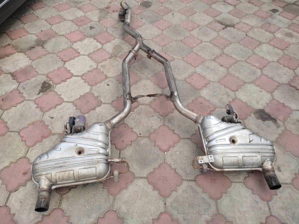 Глушитель MERCEDES-BENZ M-класс W164 рестайлинг (2008 - 2011) фото 1 — Разборка Мерседес