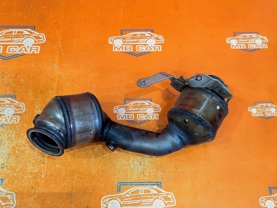 Катализатор MERCEDES-BENZ E-класс W213/S213/C238/A238 (2016 - 2021) фото 1 — Разборка Мерседес