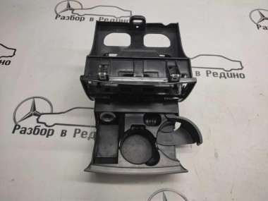 Подстаканник MERCEDES-BENZ Sprinter W906 (2006 - 2019) — Разборка Мерседес