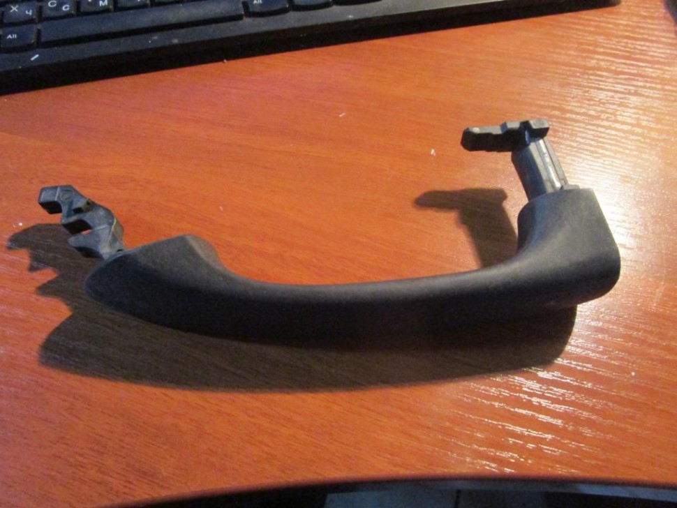 Ручка двери наружняя MERCEDES-BENZ C-класс W203/S203/CL203 рестайлинг (2004 - 2008) фото 1 — Разборка Мерседес