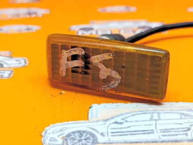 Поворотник правый MERCEDES-BENZ E-класс W124/S124/C124/A124 (1984 - 1997) — Разборка Мерседес