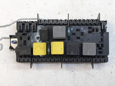 Блок предохранителей MERCEDES-BENZ M-класс W166 (2011 - 2015) — Разборка Мерседес