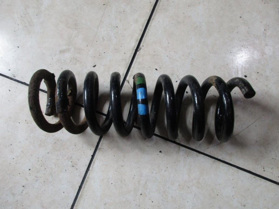 Пружина задняя MERCEDES-BENZ E-класс W210/S210 (1995 - 1999) фото 1 — Разборка Мерседес