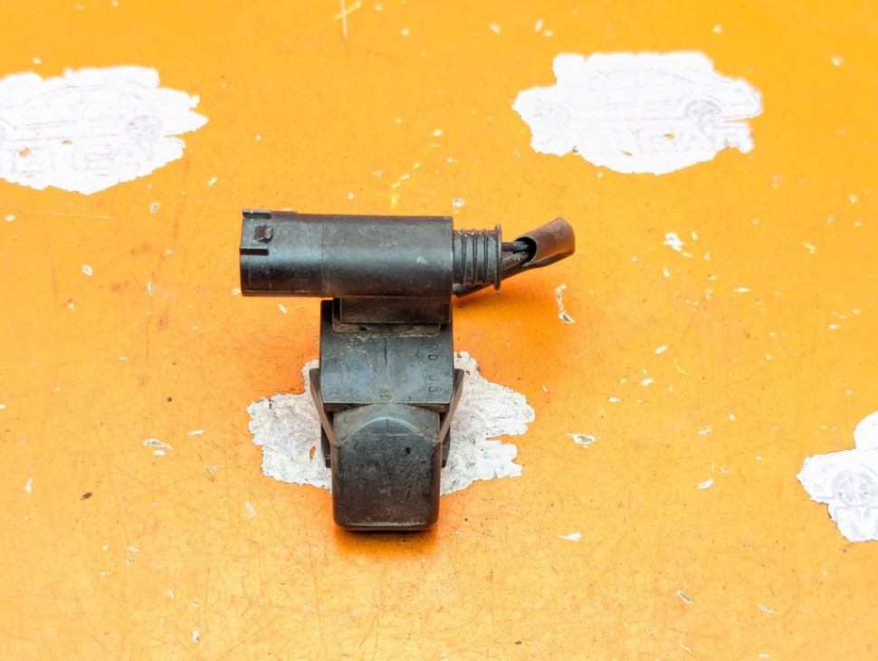 Форсунка омывателя лобового стекла MERCEDES-BENZ S-класс W220 рестайлинг (2002 - 2005) фото 1 &mdash; Разборка Мерседес